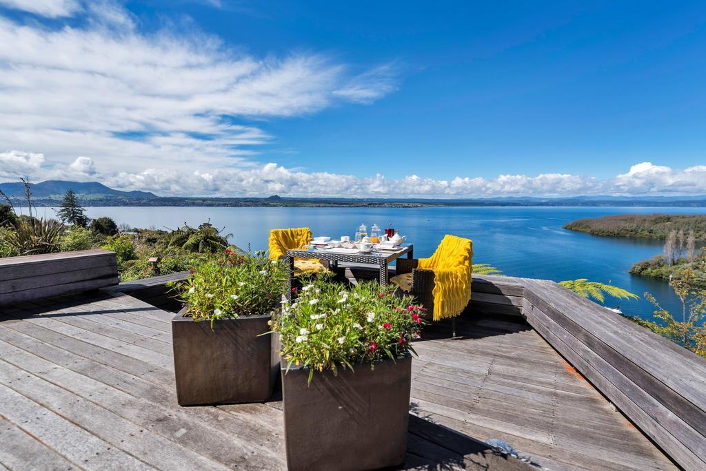 Serenity On Wakeman Taupo Exterior photo