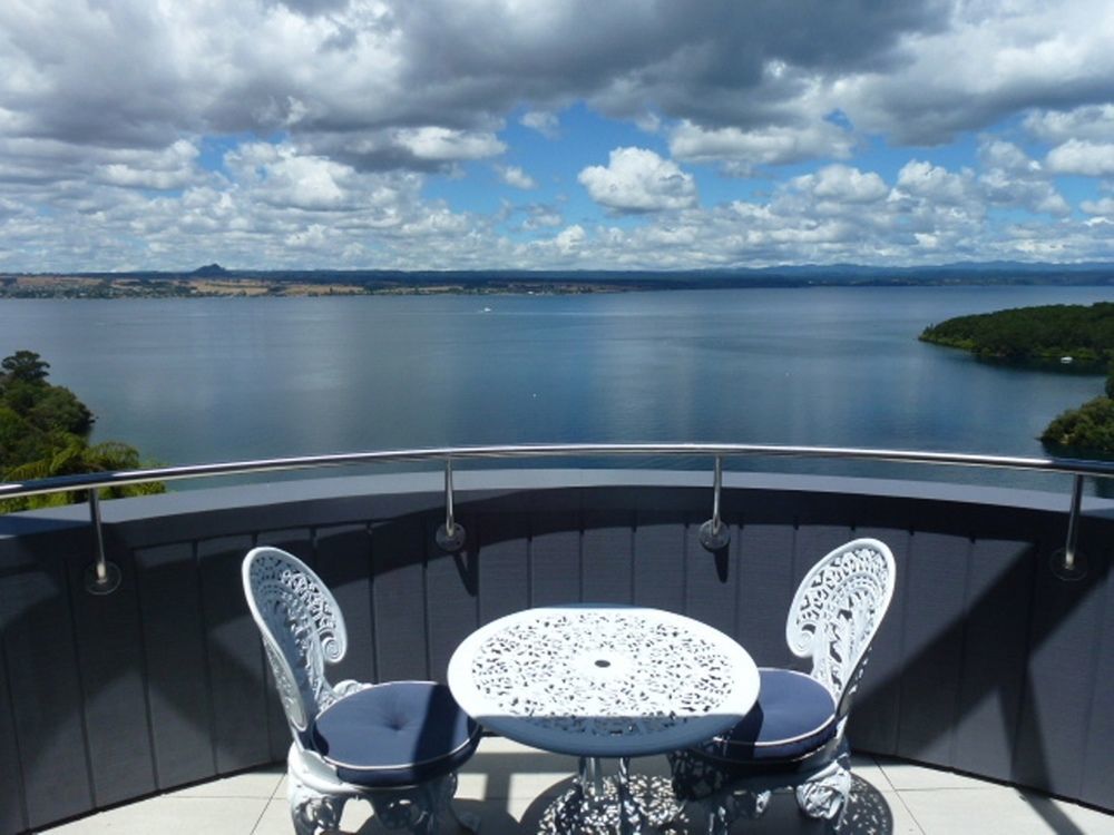 Serenity On Wakeman Taupo Exterior photo